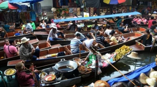 ダムヌンサドゥアック水上マーケット